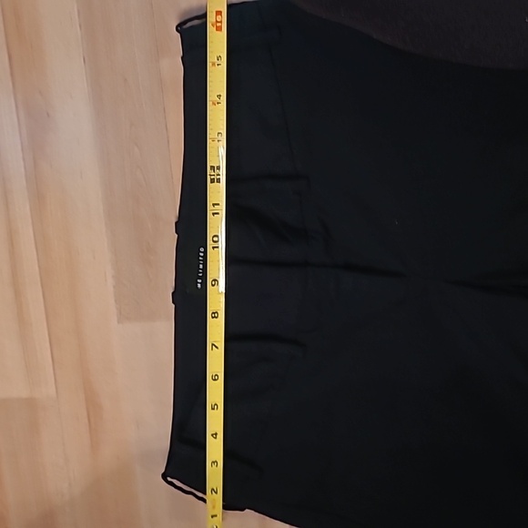 Capri Pants by The Limited - black with stretch - Picture 6 of 11